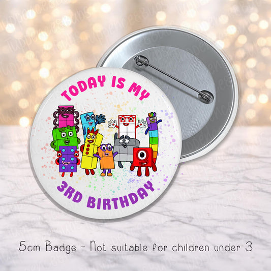 Number Block Themed Badge